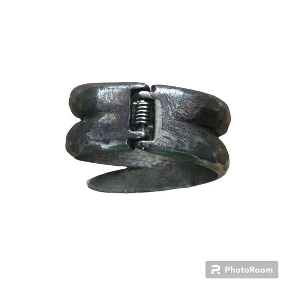 Vintage Brass Bracelet Hinged Hammered bypass Clamper - Picture 2 of 3